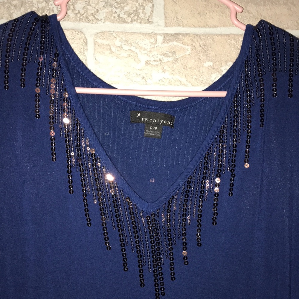 Twentyone 3/4 Sleeve Blouse - Picture 3 of 8